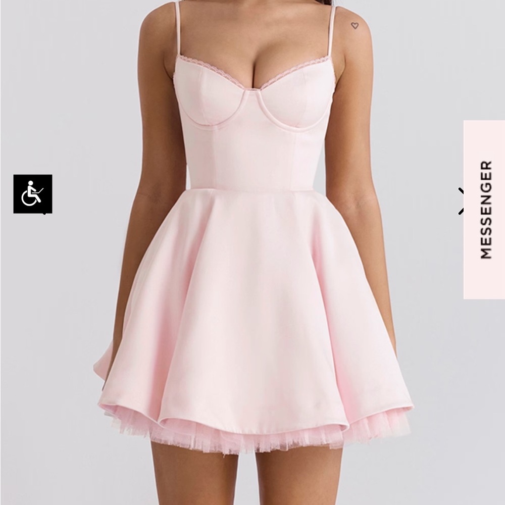 Minimoiselle dress from House of CB brand new with tag never worn